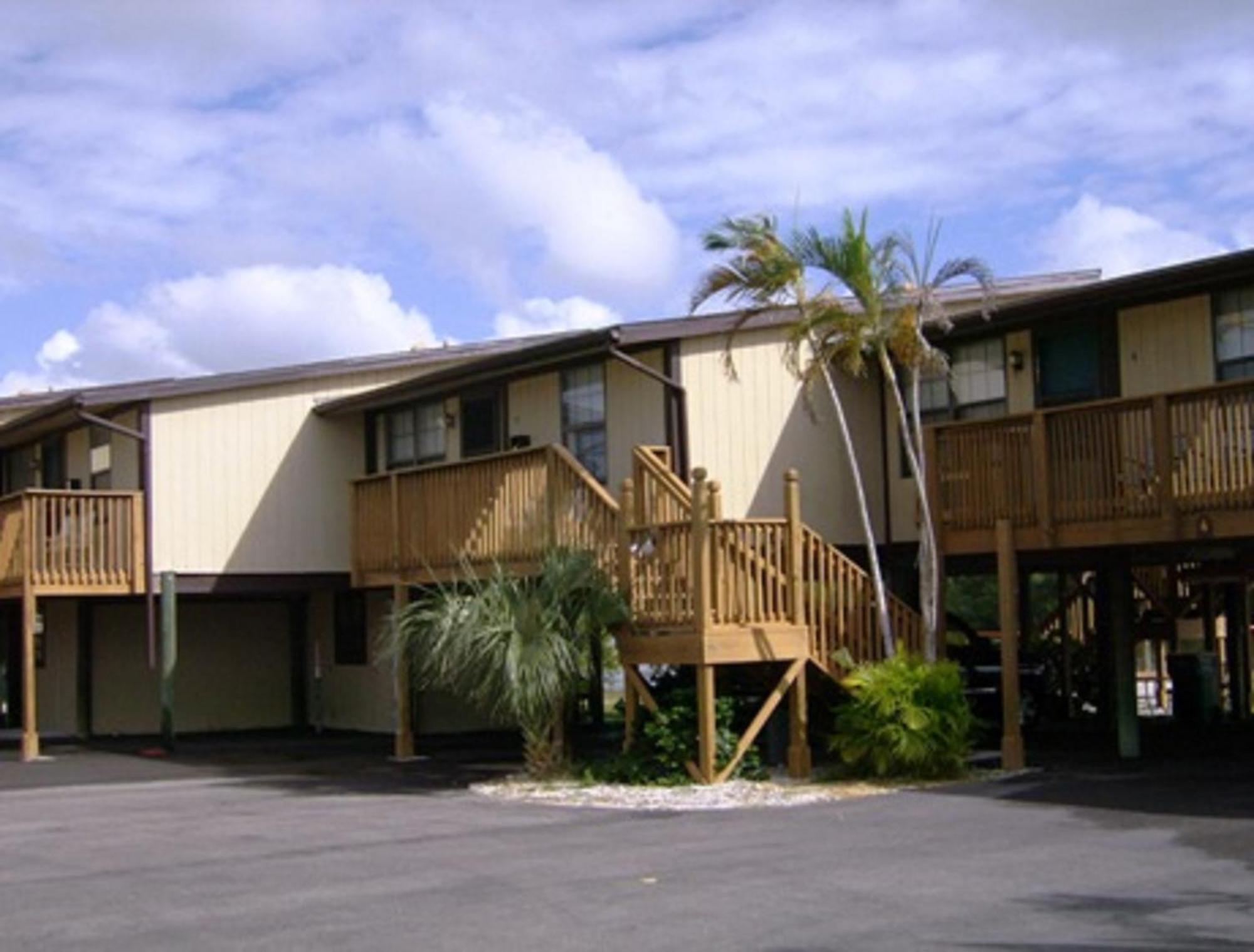 River Wilderness Waterfront Cabins Everglades City Bagian luar foto