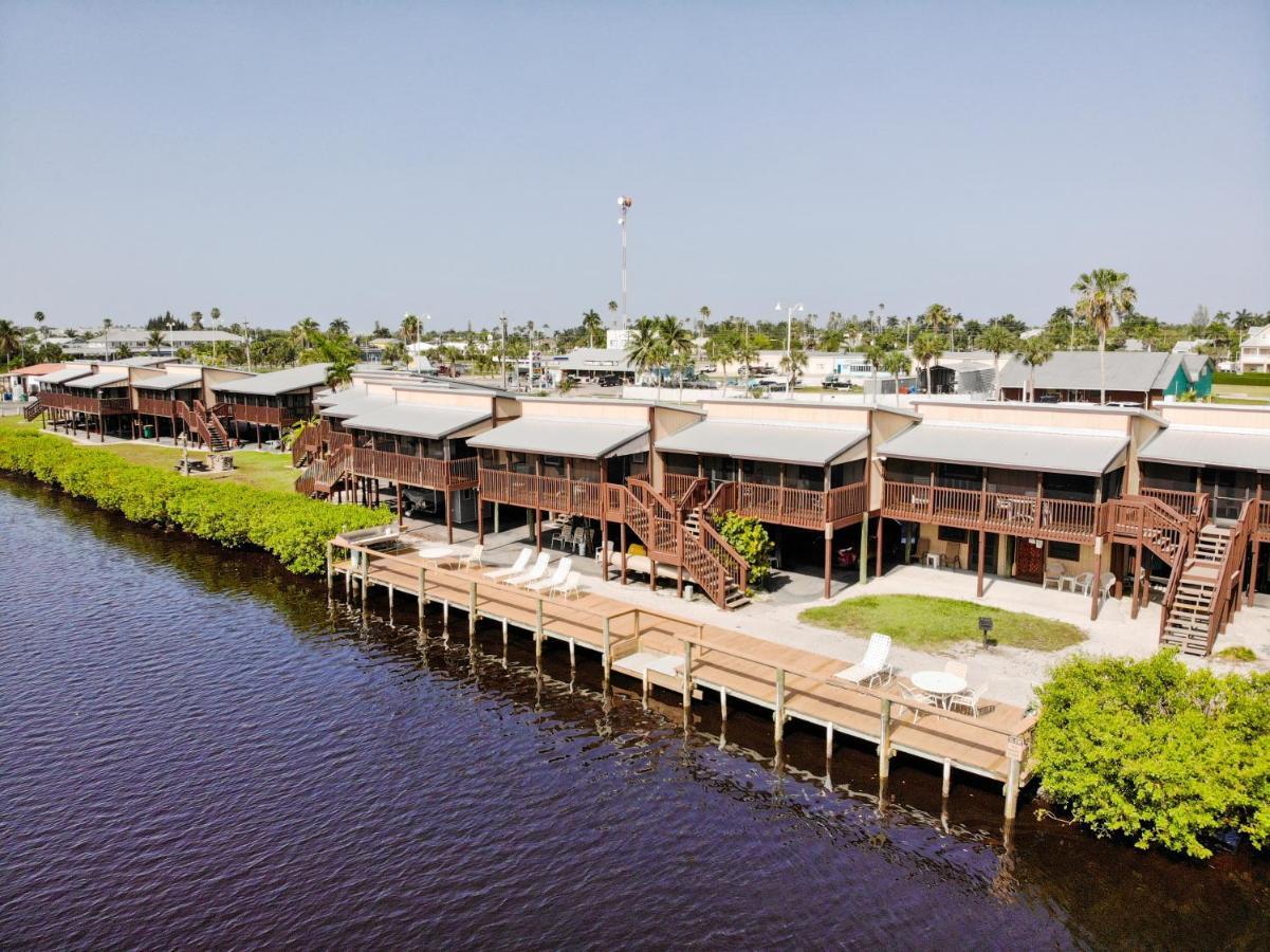 River Wilderness Waterfront Cabins Everglades City Bagian luar foto