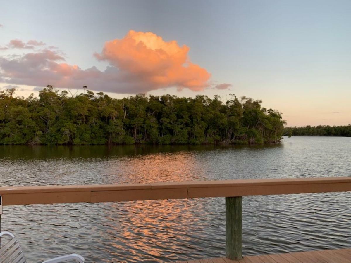 River Wilderness Waterfront Cabins Everglades City Bagian luar foto
