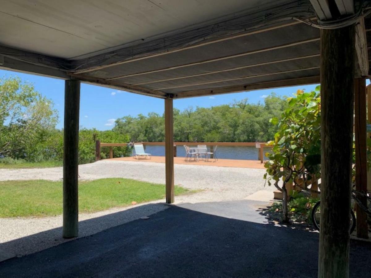 River Wilderness Waterfront Cabins Everglades City Bagian luar foto