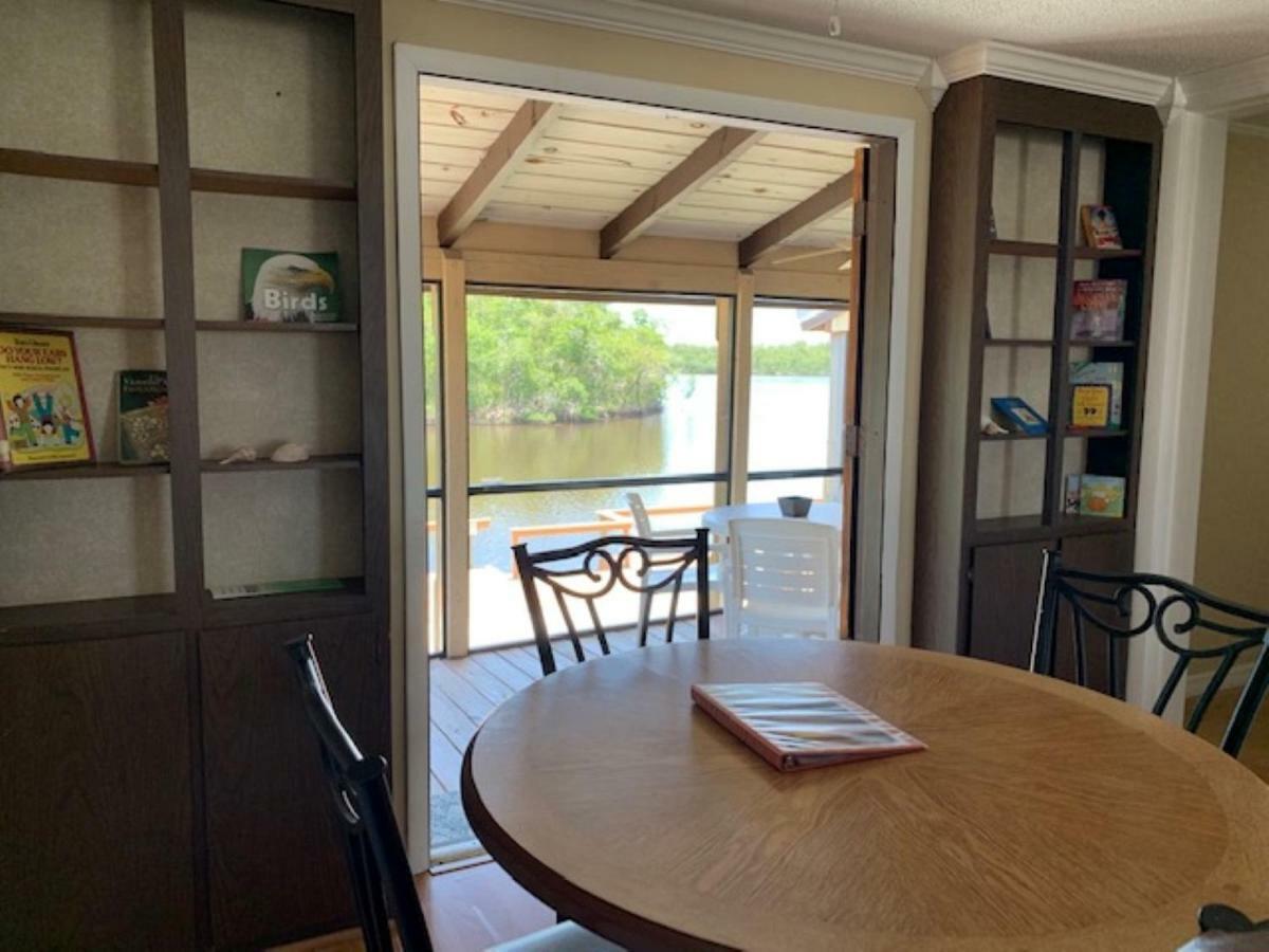 River Wilderness Waterfront Cabins Everglades City Bagian luar foto